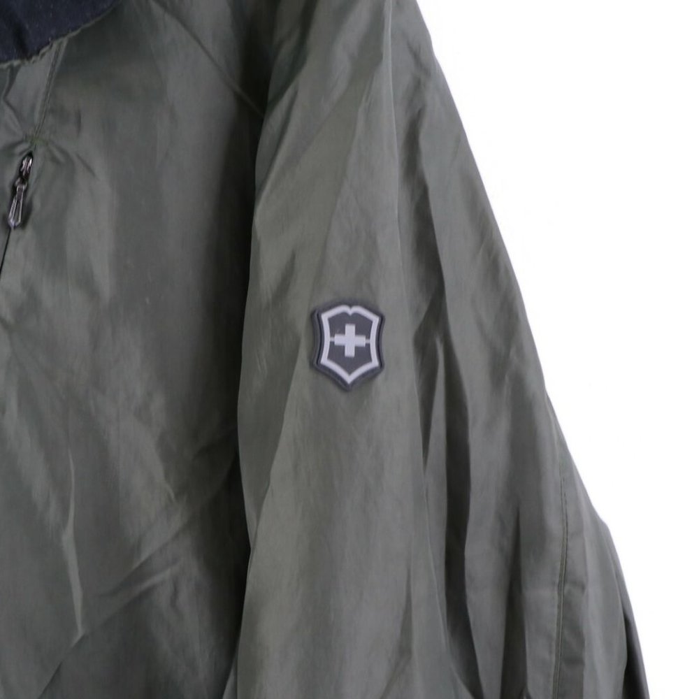 Victorinox Lightweight Insulated Button Jacket - image 4